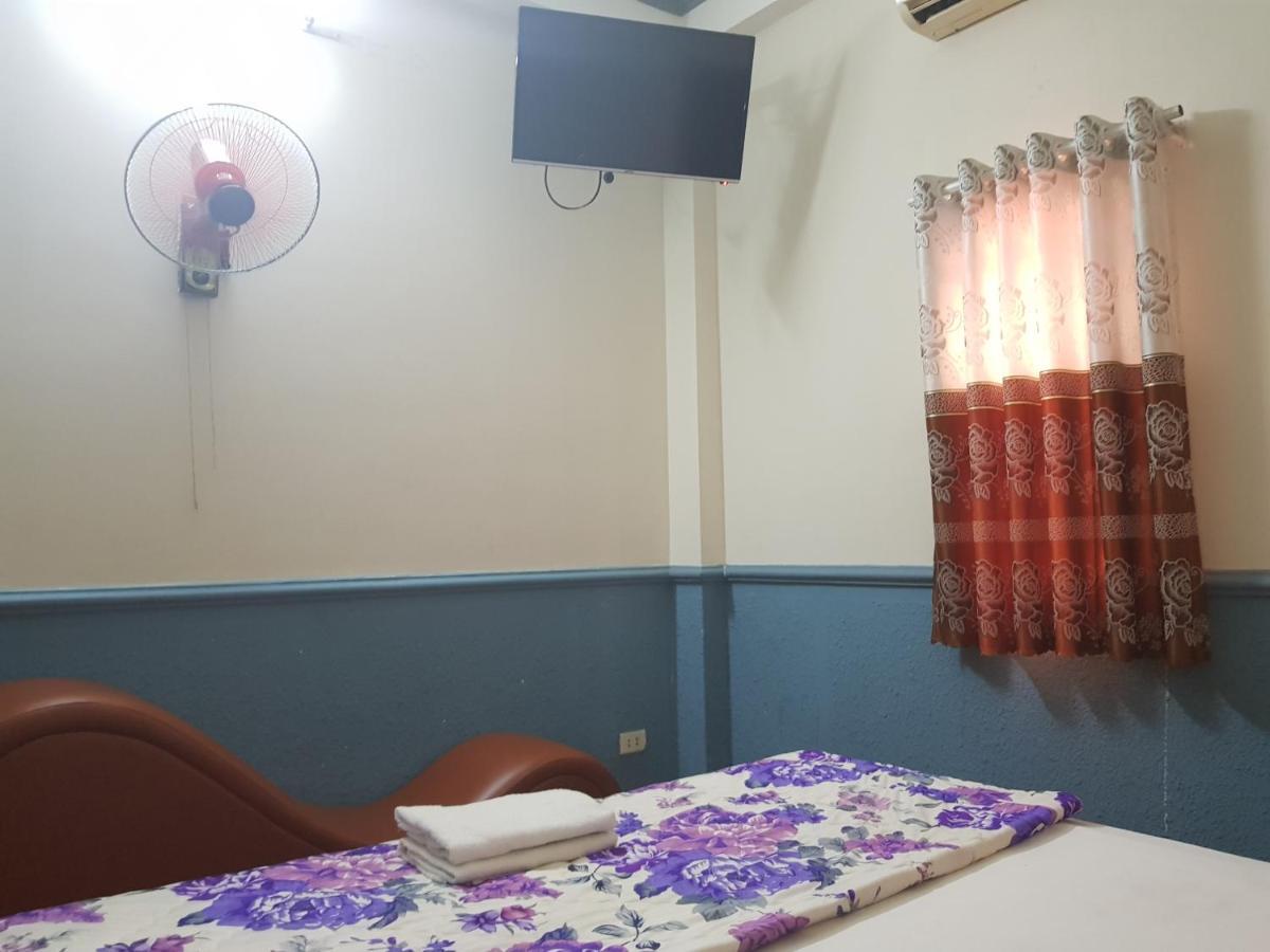 Khách Sạn OYO 516 Vạn Thành Đạt TP. Hồ Chí Minh Ngoại thất bức ảnh