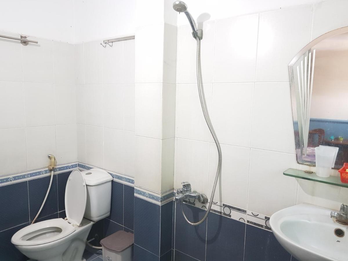 Khách Sạn OYO 516 Vạn Thành Đạt TP. Hồ Chí Minh Ngoại thất bức ảnh